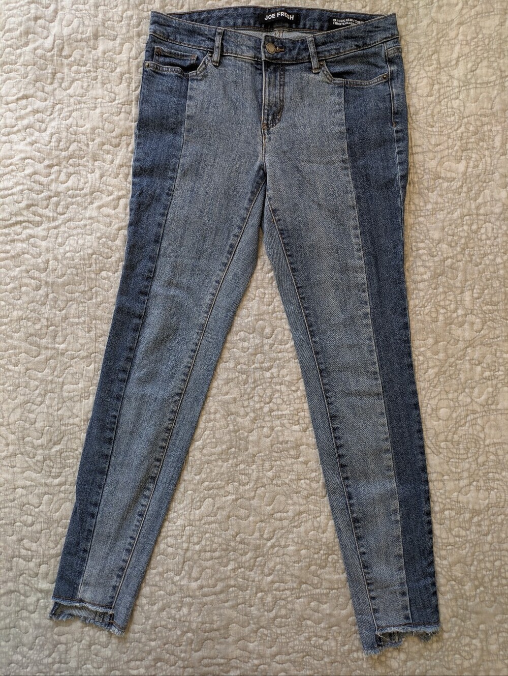 2/$10 Joe Fresh Light-Medium Blue Medium-Rise Skinny Jeans - Picture 7 of 15